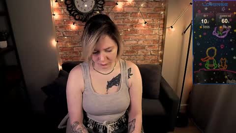 ozalin_green online show from January 2025 08:41:01 AM