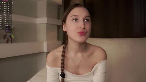 Caroline or just Lina online show from February 2026 01:23:02 AM