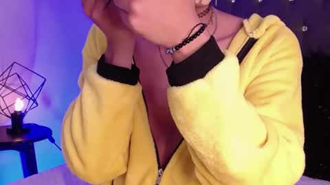 Snapshot of ozorio_dany chatting on October 2025 04:00:01 AM Dany Ozorio online show from October 2025 04:00:01 AM