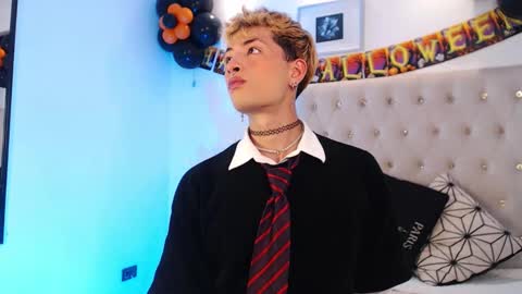 Snapshot of ozorio_dany chatting on October 2025 04:32:01 AM Dany Ozorio online show from October 2025 04:32:01 AM