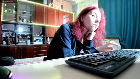 Ella online show from February 2025 06:28:01 AM