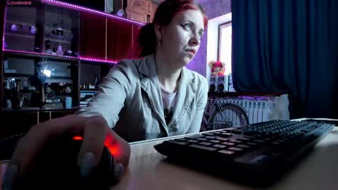 Ella online show from March 2025 06:33:02 AM