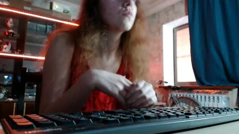 Ella online show from May 2026 10:47:01 AM