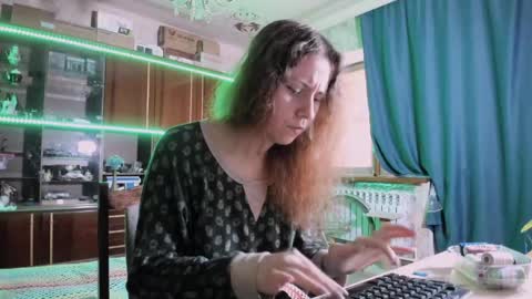 Ella online show from May 2026 06:09:02 AM
