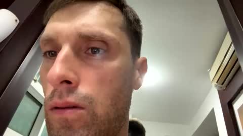 Snapshot of pablo_feet chatting on November 2025 02:46:02 AM Paolo 187 84 online show from November 2025 02:46:02 AM