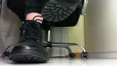 Snapshot of pablomenesssl chatting on January 2025 06:17:02 PM Pablo Meness online show from January 2025 06:17:02 PM