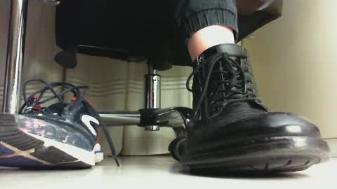 Snapshot of pablomenesssl chatting on February 2025 11:02:01 PM Pablo Meness online show from February 2025 11:02:01 PM