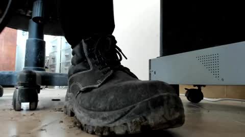 Snapshot of pablomenesssl chatting on February 2026 01:09:02 PM Pablo Meness online show from February 2026 01:09:02 PM