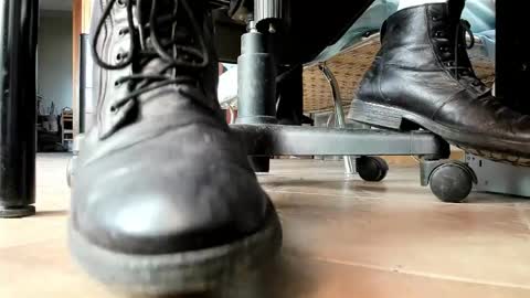 Pablo Meness online show from May 2026 05:59:01 AM