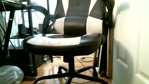 Snapshot of padrastr069 chatting on February 2026 12:12:01 PM padrastr069 online show from February 2026 12:12:01 PM