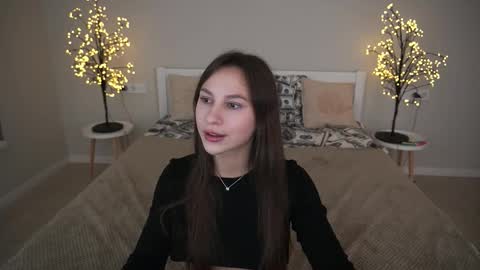 Paige online show from October 2025 01:10:01 PM