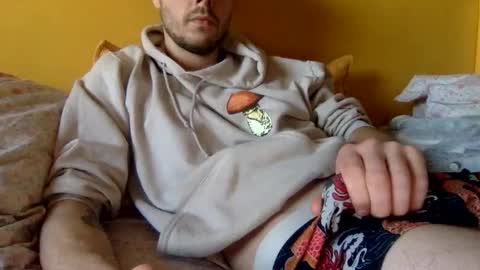 Snapshot of paintdude424 chatting on December 2024 08:26:02 PM paintdude424 online show from December 2024 08:26:02 PM