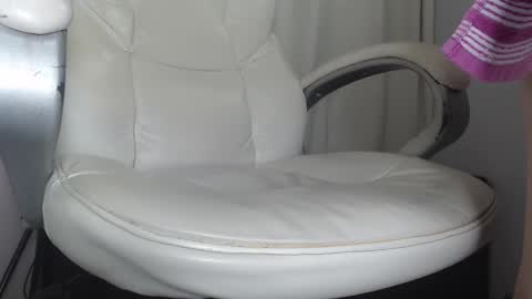 Snapshot of paiperhalliwey chatting on March 2025 12:20:01 PM paiperhalliwey online show from March 2025 12:20:01 PM