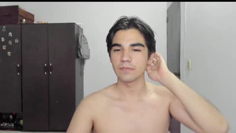 pakun_ online show from November 2025 04:26:02 AM