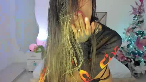 Snapshot of palechor69 chatting on December 2025 04:07:02 AM palechor online show from December 2025 04:07:02 AM