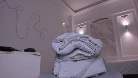 pamela online show from October 2025 10:43:02 PM