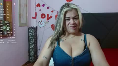 pamela_echeverria online show from May 2026 11:42:02 AM