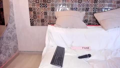 pamela_johnsonn online show from March 2025 02:09:01 AM