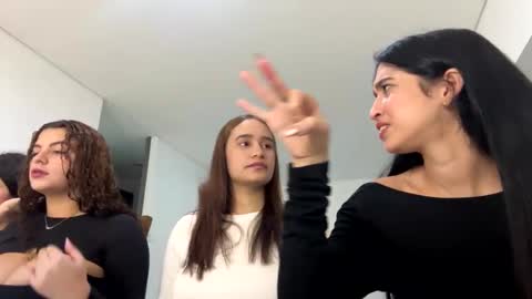 Snapshot of pamela_milleer chatting on January 2025 02:32:02 AM pamela_milleer online show from January 2025 02:32:02 AM