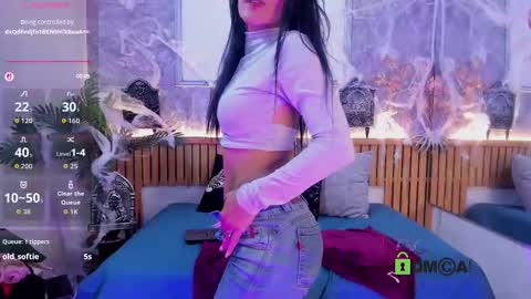 Pamela  online show from October 2025 08:50:01 PM