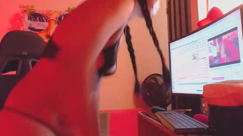 Snapshot of pamelahottie_ chatting on February 2026 04:10:02 AM PAMELA online show from February 2026 04:10:02 AM