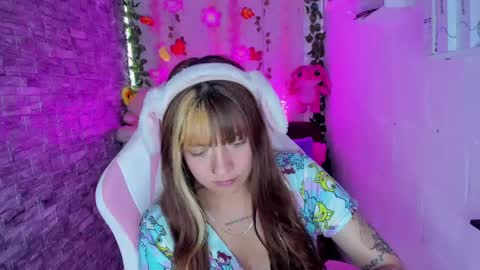 pamelajhonsom online show from January 2025 07:21:01 PM