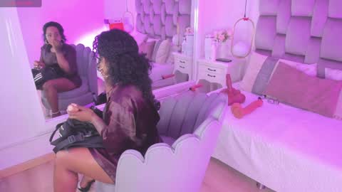 Snapshot of pamelamendez_ chatting on January 2025 03:37:02 AM Pamela online show from January 2025 03:37:02 AM