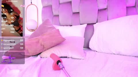 Snapshot of pamelamendez_ chatting on February 2025 09:04:01 AM Pamela online show from February 2025 09:04:01 AM