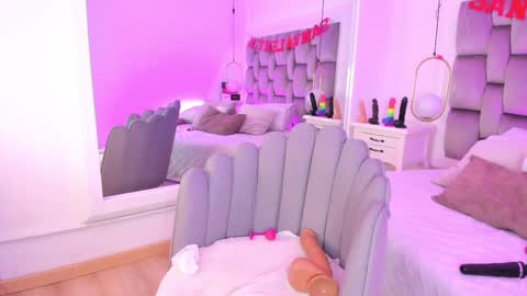 Snapshot of pamelamendez_ chatting on February 2025 05:51:02 AM Pamela online show from February 2025 05:51:02 AM