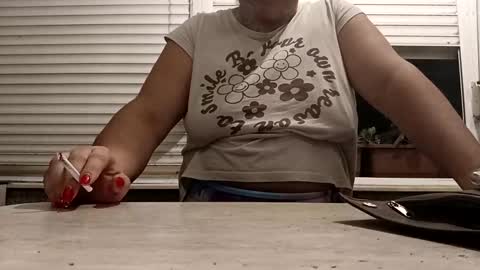 Snapshot of pamid215 chatting on November 2025 06:14:01 PM angel hris online show from November 2025 06:14:01 PM