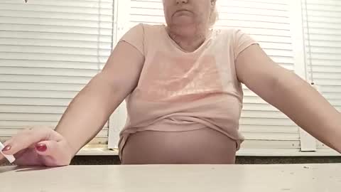 Snapshot of pamid215 chatting on December 2025 05:18:02 PM angel hris online show from December 2025 05:18:02 PM