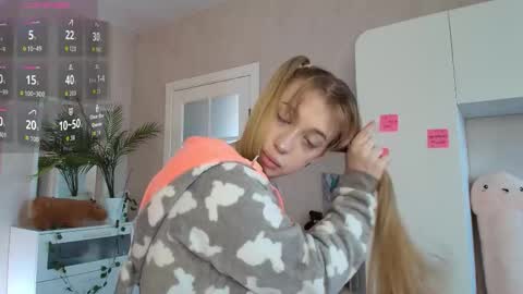 Snapshot of pampy_18 chatting on February 2026 03:04:02 AM Lina online show from February 2026 03:04:02 AM