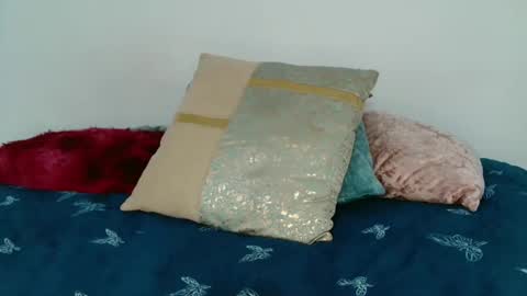 pandora_gu1 online show from November 2025 06:34:01 PM