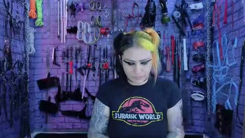 PandoraNez online show from October 2025 06:53:02 AM