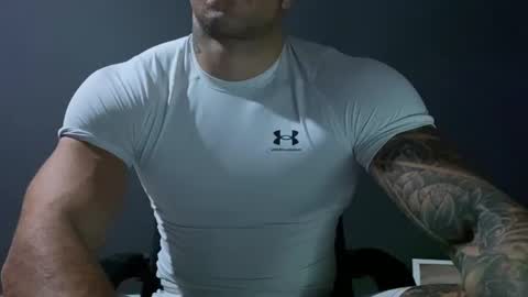 Snapshot of panther_style chatting on December 2024 02:35:02 PM Oleg online show from December 2024 02:35:02 PM