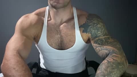 Snapshot of panther_style chatting on January 2025 04:58:01 AM Oleg online show from January 2025 04:58:01 AM