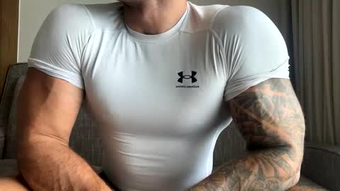 Snapshot of panther_style chatting on February 2025 02:26:02 AM Oleg online show from February 2025 02:26:02 AM