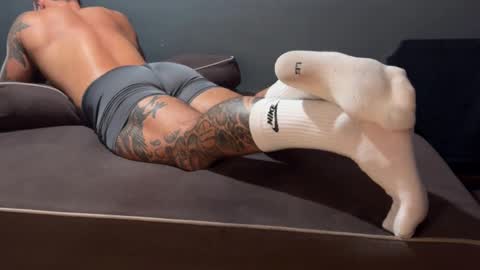 Snapshot of panther_style chatting on September 2025 01:15:01 PM Oleg online show from September 2025 01:15:01 PM