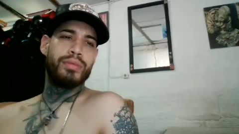 Snapshot of panthers_room chatting on June 2026 09:13:02 PM panthers_room online show from June 2026 09:13:02 PM
