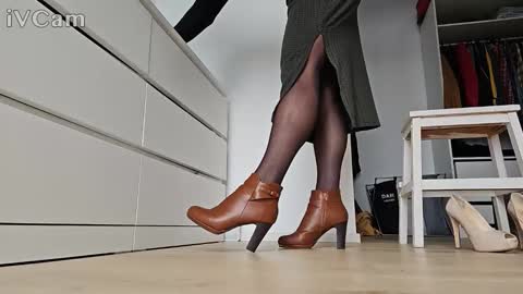 pantyhose_ggggg online show from October 2025 11:22:01 AM