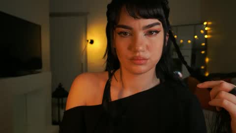 Snapshot of pantykrist chatting on October 2025 06:29:01 PM Kristina Kriss online show from October 2025 06:29:01 PM