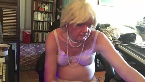 Pantyvioletlace online show from July 2026 09:30:01 PM
