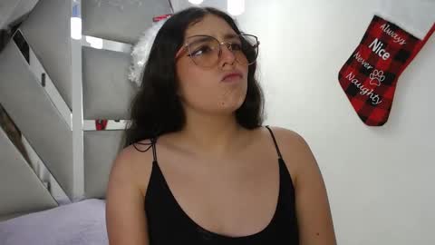 Paola Lyon online show from December 2024 12:36:01 PM