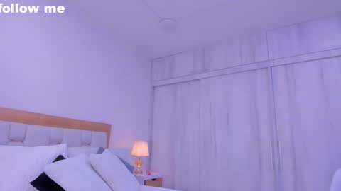 Paola  online show from February 2025 07:19:02 PM