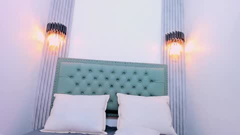    online show from January 2025 02:42:01 PM