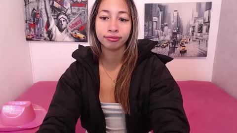 Snapshot of paolabotero chatting on January 2026 11:34:01 AM Paola online show from January 2026 11:34:01 AM