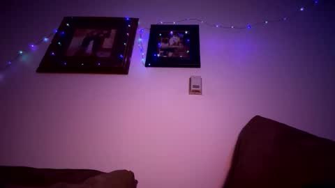 Snapshot of papaboner_foryourpleasure chatting on March 2026 12:10:02 PM PapaBoner online show from March 2026 12:10:02 PM