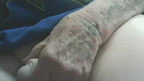 papajb70 online show from February 2026 01:13:02 AM