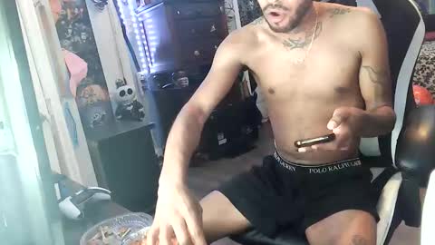 Snapshot of papian0 chatting on November 2025 10:54:02 PM papian0 online show from November 2025 10:54:02 PM