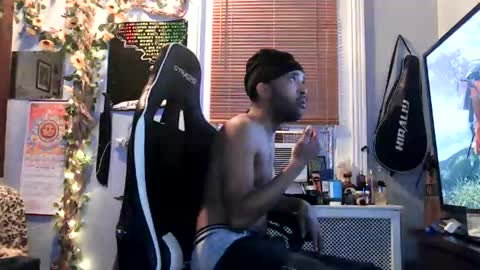 Snapshot of papian0 chatting on December 2025 05:46:01 AM papian0 online show from December 2025 05:46:01 AM